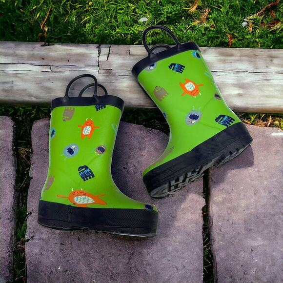5/$65 Carter's Boys Rain Boots Sz 5 Green Navy Blue Orange Monsters Pull On - Picture 1 of 9